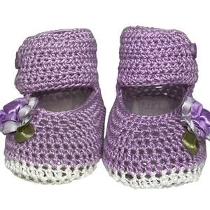 Crocheted Baby Booties Handmade Purple Ankle Strap Heart Flowers 0-3 Months